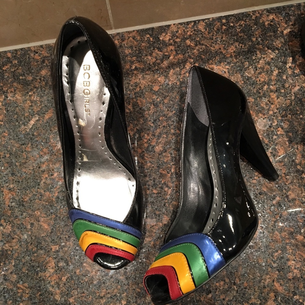 Shoe